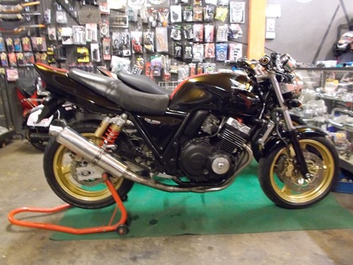 ขายHONDA cb40 version s ปี98 เก็บงานแล้วอินวอย+สรรพสามิต+พรบ