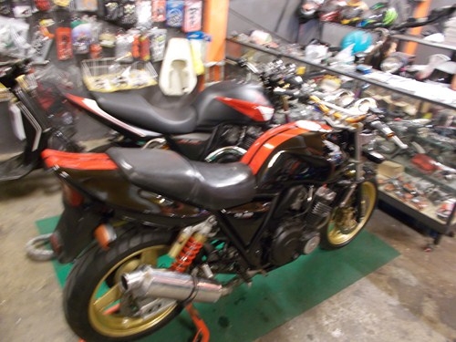 ขายHONDA cb40 version s ปี98 เก็บงานแล้วอินวอย+สรรพสามิต+พรบ