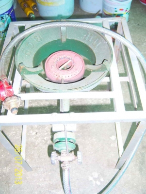 เตาพร้อมถังแก๊ส