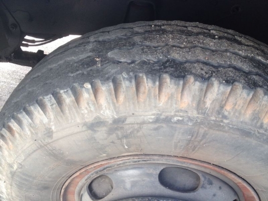 รถอิซูซุ 10 ล้อ ตู้เย็น 195 แรงม้า ปี 42 ( มีขาย 2 คัน ) สนใจติดต่อ 081 - 6079515 รถอิซูซุ 10 ล้อ ตู้เย็น 195 แรงม้า ปี 42 ( มีขาย 2 คัน ) สนใจติดต่อ 081 - 6079515