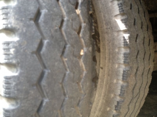 รถอิซูซุ 10 ล้อ ตู้เย็น 195 แรงม้า ปี 42 ( มีขาย 2 คัน ) สนใจติดต่อ 081 - 6079515 รถอิซูซุ 10 ล้อ ตู้เย็น 195 แรงม้า ปี 42 ( มีขาย 2 คัน ) สนใจติดต่อ 081 - 6079515