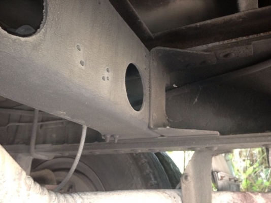 รถอิซูซุ 10 ล้อ ตู้เย็น 195 แรงม้า ปี 42 ( มีขาย 2 คัน ) สนใจติดต่อ 081 - 6079515 รถอิซูซุ 10 ล้อ ตู้เย็น 195 แรงม้า ปี 42 ( มีขาย 2 คัน ) สนใจติดต่อ 081 - 6079515