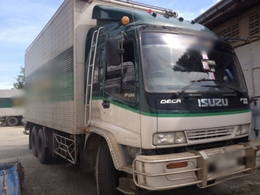 รถอิซูซุ 10 ล้อ ตู้เย็น 195 แรงม้า ปี 44  ( มีขาย 2 คัน )  สนใจติดต่อ 081 - 6079515