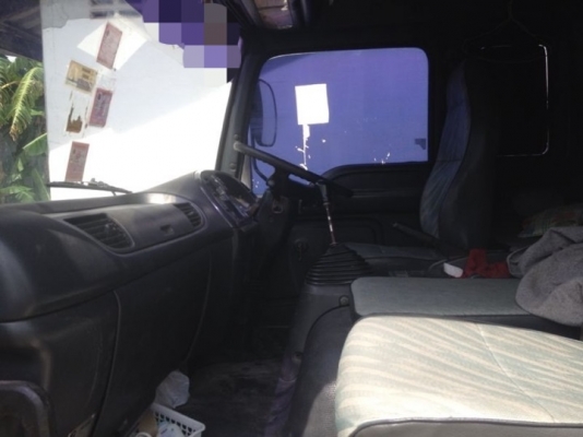 รถอิซูซุ 10 ล้อ ตู้เย็น 195 แรงม้า ปี 44 ( มีขาย 2 คัน ) สนใจติดต่อ 081 - 6079515 รถอิซูซุ 10 ล้อ ตู้เย็น 195 แรงม้า ปี 44 ( มีขาย 2 คัน ) สนใจติดต่อ 081 - 6079515