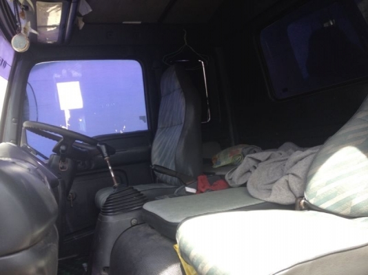 รถอิซูซุ 10 ล้อ ตู้เย็น 195 แรงม้า ปี 44 ( มีขาย 2 คัน ) สนใจติดต่อ 081 - 6079515 รถอิซูซุ 10 ล้อ ตู้เย็น 195 แรงม้า ปี 44 ( มีขาย 2 คัน ) สนใจติดต่อ 081 - 6079515