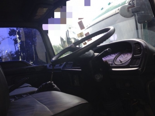 รถอิซูซุ 10 ล้อ ตู้เย็น 195 แรงม้า ปี 44 ( มีขาย 2 คัน ) สนใจติดต่อ 081 - 6079515 รถอิซูซุ 10 ล้อ ตู้เย็น 195 แรงม้า ปี 44 ( มีขาย 2 คัน ) สนใจติดต่อ 081 - 6079515