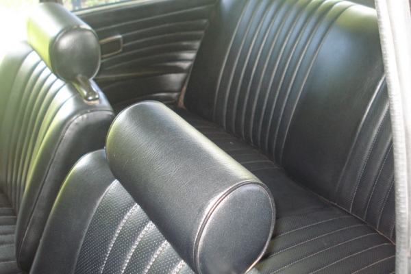 ขาย BMW ปี 1971 คลาสสิกสะสม รุ่น 1602 ทะเบียนตรงรุ่นสวยๆราคาไม่แรงครับ ขาย BMW ปี 1971 คลาสสิกสะสม รุ่น 1602 ทะเบียนตรงรุ่นสวยๆราคาไม่แรงครับ