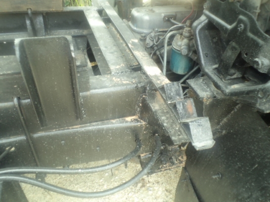 ขายหกล้อดั้มเล็ก ISUZU 85 แรงม้า เครื่องแน่นมีทะเบียนพร้อมโอนเลยครับ ราคาต่อรองได้คับ