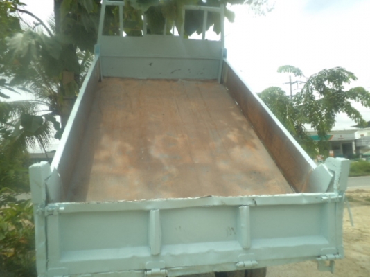 ขายหกล้อดั้มเล็ก ISUZU 85 แรงม้า เครื่องแน่นมีทะเบียนพร้อมโอนเลยครับ ราคาต่อรองได้คับ