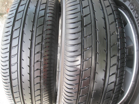 ขายล้อแม็ก Toyota vios ป้ายแดง 15"x5.5" et45 4รู100 + ยาง ปี 1413  สนใจติดต่อ เล็กคลองสาม (081-3747940)