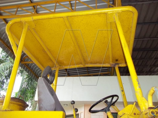 ขาย รถตักเอวอ่อน โคมัสสุ JH63 สองเพลา / ดิสเบรก 4 ล้อ / ต่อแขน ขยายบุ้งกี๋แล้ว ( เลิกกิจการลานมัน! )