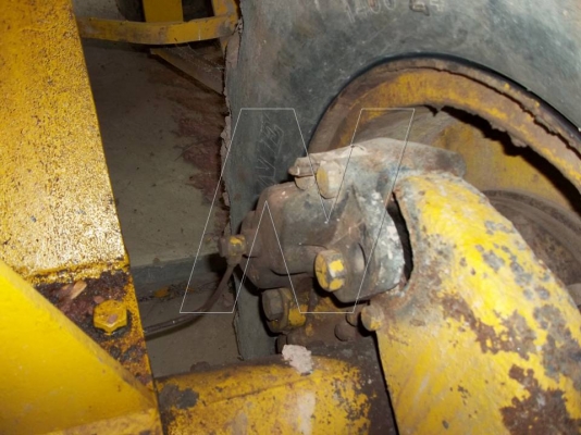 ขาย รถตักเอวอ่อน โคมัสสุ JH63 สองเพลา / ดิสเบรก 4 ล้อ / ต่อแขน ขยายบุ้งกี๋แล้ว ( เลิกกิจการลานมัน! )