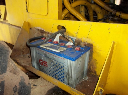 ขาย รถตักเอวอ่อน โคมัสสุ JH63 สองเพลา / ดิสเบรก 4 ล้อ / ต่อแขน ขยายบุ้งกี๋แล้ว ( เลิกกิจการลานมัน! )