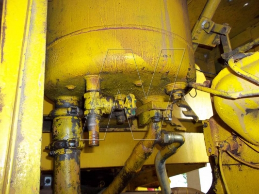 ขาย รถตักเอวอ่อน โคมัสสุ JH63 สองเพลา / ดิสเบรก 4 ล้อ / ต่อแขน ขยายบุ้งกี๋แล้ว ( เลิกกิจการลานมัน! )