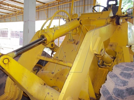 ขาย รถตักเอวอ่อน โคมัสสุ JH63 สองเพลา / ดิสเบรก 4 ล้อ / ต่อแขน ขยายบุ้งกี๋แล้ว ( เลิกกิจการลานมัน! )