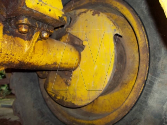 ขาย รถตักเอวอ่อน โคมัสสุ JH63 สองเพลา / ดิสเบรก 4 ล้อ / ต่อแขน ขยายบุ้งกี๋แล้ว ( เลิกกิจการลานมัน! )