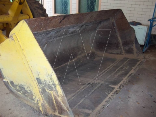 ขาย รถตักเอวอ่อน โคมัสสุ JH63 สองเพลา / ดิสเบรก 4 ล้อ / ต่อแขน ขยายบุ้งกี๋แล้ว ( เลิกกิจการลานมัน! )