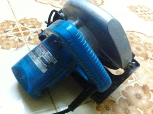 เลื่อยวงเดือนMakitaรุ่น5800NB สภาพดีราคาถูก
