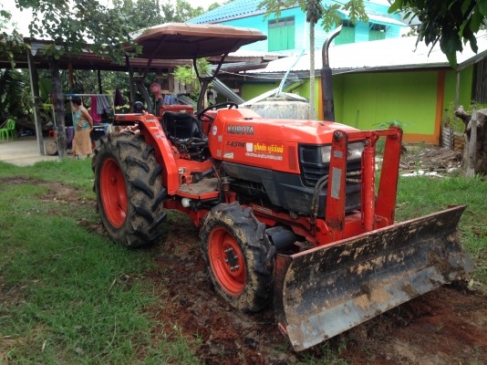 ขายด่วนรถไถคูโบต้าL4508 มีภาพวีดีโอ พร้อมอุปกรณ 3 รายการ พร้อมดันหน้า โรตารึ ผาน 6 ทุกอย่างตราช้าง ร