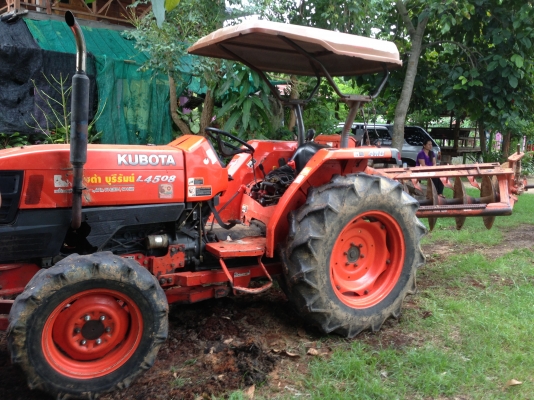ขายด่วนรถไถคูโบต้าL4508 มีภาพวีดีโอ พร้อมอุปกรณ 3 รายการ พร้อมดันหน้า โรตารึ ผาน 6 ทุกอย่างตราช้าง ร