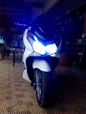 ขาย pcx สีขาว ของแต่งร่วม 7หมื่น