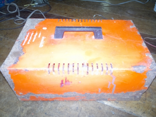 ขายเครื่องชาร์ทแบตและinverterเข้า12โวลท์ออก220โวลท์