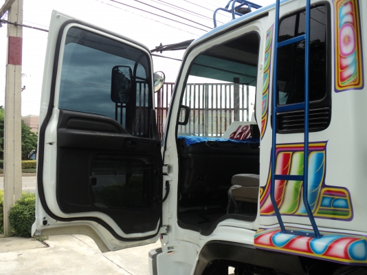 ขายอีซูซุ 6 ล้อ รุ่นเด้กก้า ดัมส์ข้าว 6 ตัน(คันที่1)