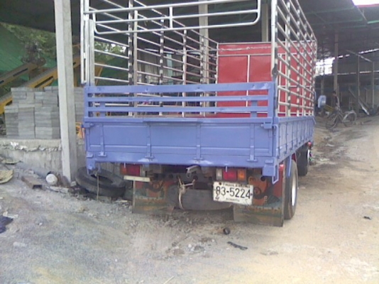 ขายรถ 6 ล้อ อีซูซุ 130 เเรง  ปี 2548