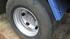 ขายรถ 6 ล้อ อีซูซุ 130 เเรง  ปี 2548