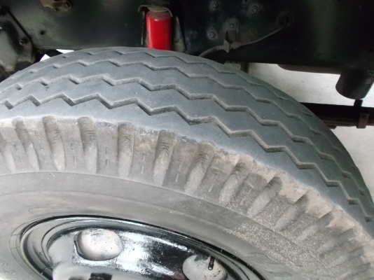 ขายด่วนรถสิบล้อDEGA1เพลาเครือง195แรงม้าปี40