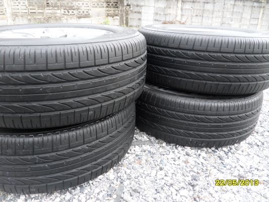 ขายแม็กTOYOTA FORTUNER TRDพร้อมยาง  265/60R18 ยางสัปดาห์ที่49 ปี10 จำนวน 1 ชุดพร้อมน๊อตแท้ 24 ตัว