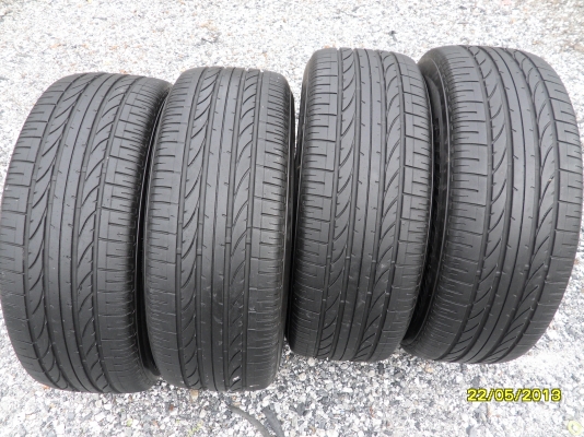 ขายแม็กTOYOTA FORTUNER TRDพร้อมยาง  265/60R18 ยางสัปดาห์ที่49 ปี10 จำนวน 1 ชุดพร้อมน๊อตแท้ 24 ตัว