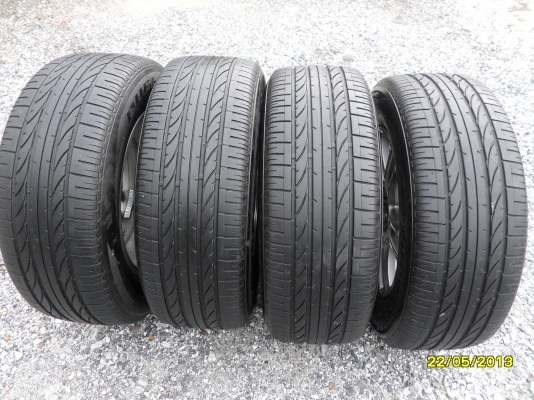 ขายแม็กTOYOTA FORTUNER TRDพร้อมยาง  265/60R18 ยางสัปดาห์ที่49 ปี10 จำนวน 1 ชุดพร้อมน๊อตแท้ 24 ตัว