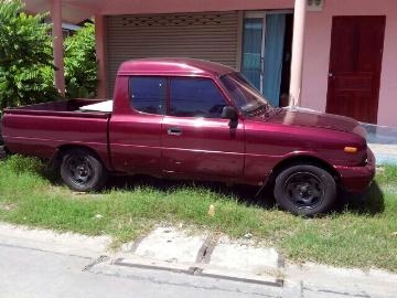 ขายmazdaแฟมมิเลีย