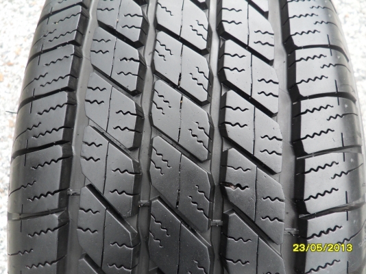 ขายแม็กTOYOTAพร้อมยาง 265/65R17 ยางสัปดาห์ที่22 ปี12 จำนวน 1 ชุด  พร้อมน๊อตแท้ 24 ตัว ใช้งานมาประมาณ 8000 กิโล สภาพยาง 95\% เหมือนใหม่