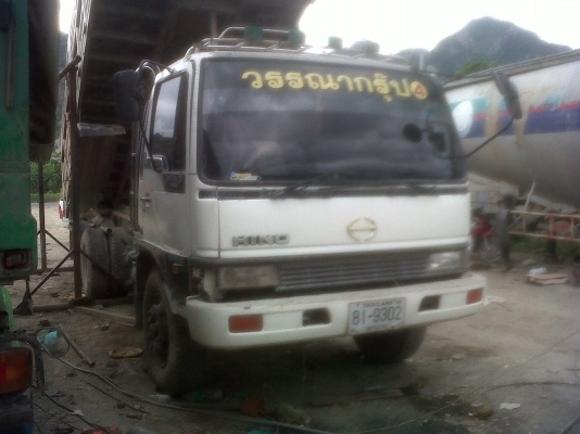 ขายด่วน   สิบล้อ  3H เครื่อง HO7D 195 เกียร์เดิม 5 เกียร์ สโลว์กลาง