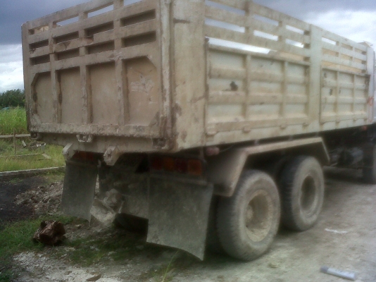 ขายด่วน Hino  เครื่อง EM 100   10   เกียร์