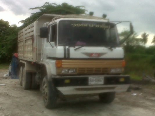 ขายด่วน Hino  เครื่อง EM 100   10   เกียร์