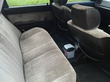 ขายรถยนต์ ปี88 โตโยต้า โคโรน่า รุ่นตู้เย็น เครื่อง1600cc.เกียร์ธรรมดา แอร์เย็น ล้อแม็ก ภายในสวย รถขับดี ช่วงล่างดี (ไม่ใช่รถน้ำท่วม)