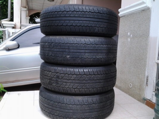 ยาง 255/70 ขอบ16 ปี10 ของ dunlop ครับ ยาง 255/70 ขอบ16 ปี10 ของ dunlop ครับ