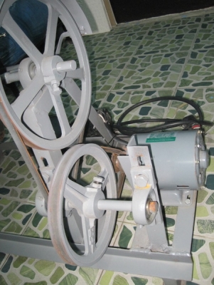 ขายมอเตอร์1/4hp พร้อมชิ้นงานผสมสีลดเหลือ3200บาทลดอีก=3000 ขายมอเตอร์1/4hp พร้อมชิ้นงานผสมสีลดเหลือ3200บาทลดอีก=3000