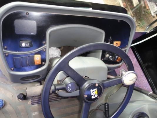 CAT รถตักหน้าขุดหลัง มือหนึ่งออกห้าง เอกสารพร้อมค่ะ