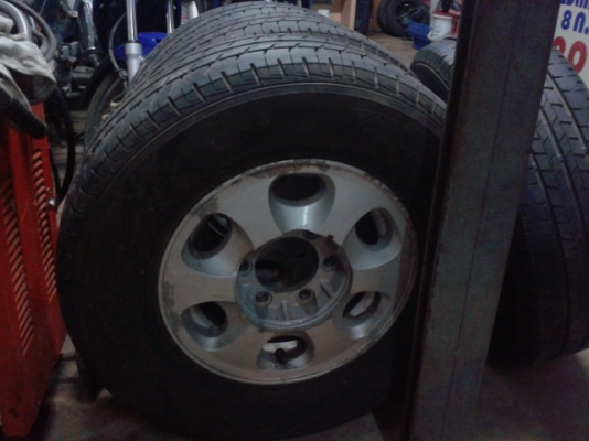 แม็ก6รูพร้อมยางขอบ14