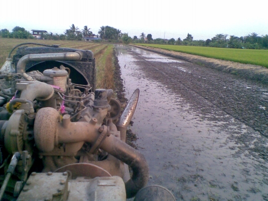 ขายรถตีเลน พร้อมแทนเลอร์ ร็อกกี้1751เพลา