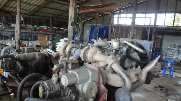 ขายรถตีเลน พร้อมแทนเลอร์ ร็อกกี้1751เพลา