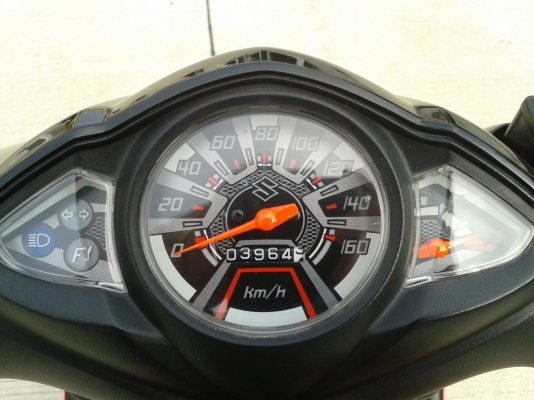 Suzuki Skydrive 2012 รุ่นล่าสุด 125cc สีแดงดำ วิ่ง 3000 โล Suzuki Skydrive 2012 รุ่นล่าสุด 125cc สีแดงดำ วิ่ง 3000 โล