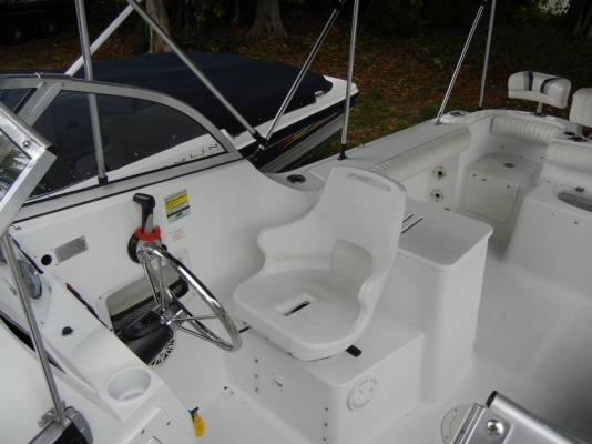 ขายเรือ 2007 Polar 21ft Bowrider  Dual Console