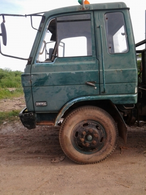 ขาย Nissan 6 ล้อ รถขยะ พร้อมใช้งาน