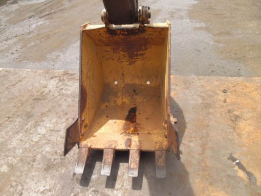 ขายรถขุด Komatsu PC 70-7 สภาพเยี่ยม พร้อมใช้งาน