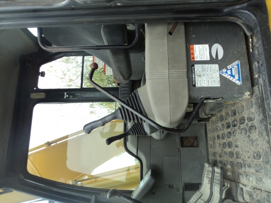 ขายด่วน  KOMATSU PC 120-6  นำเข้ายังไม่เคยใช้งานในไทยอาร์มพิเศษ  ใบแทรค  70  สวย  เครื่องปั้มดี  ไฟฟ้าครบ  ใช้งาน 6000 กว่าชม.